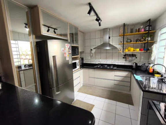 Imagem Casa 3/4 Com Suite No Aruana 1 Reformada