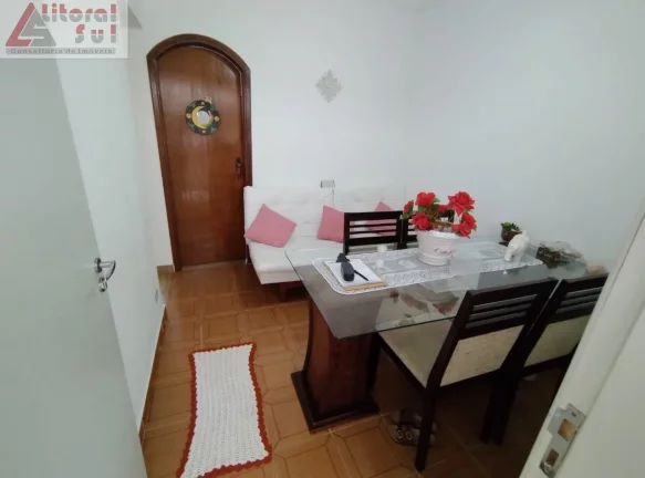 Imagem Apartamento à venda em Praia Grande-SP, bairro Mirim: 1 quarto, 1 sala, 1 banheiro, 1 vaga, 40m² de área.