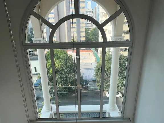 Imagem Apartamento duplex de 2 dormitórios no Campo Belo com 85m²