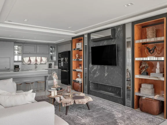 Imagem Apartamento com 4 dormitórios à venda sendo 4 suítes, 166.0 m² por - R$ 7.788.000,00 - Meia Praia - Itapema/SC