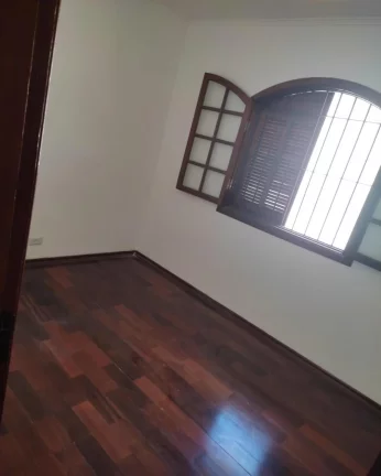 Imagem Linda casa térrea com um salão embaixo 2 dormitórios 1 suite FL55