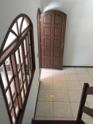 Imagem Casa em Condomínio para Venda em Teresópolis / RJ no bairro Parque São Luiz