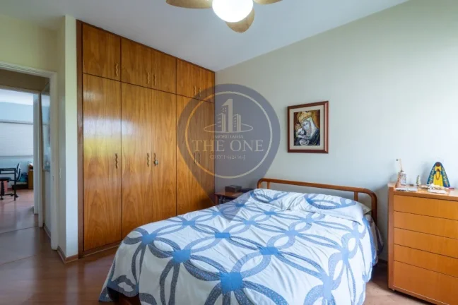Imagem Apartamento de Luxo em Pinheiros: 4 Quartos, 2 Suítes, 5 Banheiros, 2 Vagas de Garagem, 224m² - São Paulo-SP.