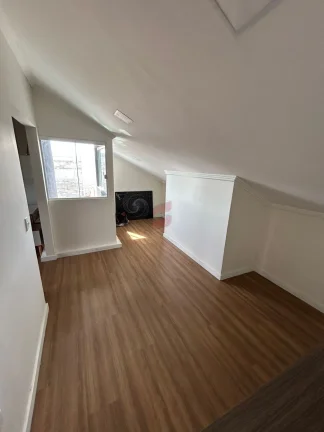 Imagem SOBRADO TRIPLEX com 3 dormitórios à venda por R$ 550.000,00 no bairro Weissópolis - PINHAIS / PR