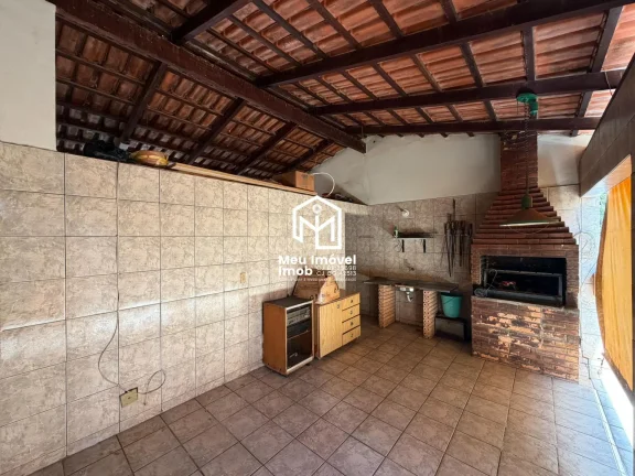 Imagem Casa em Candangolândia 4 Quartos, 1 Suíte, 245M² - Brasília
