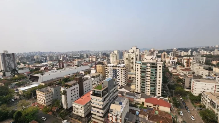 Imagem Apartamento à venda em Porto Alegre, Menino Deus, com 3 quartos, 206m2