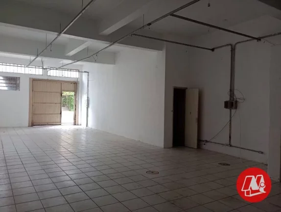 Imagem Loja na esquina com a Ipiranga, 144m², Salão grande + escritório