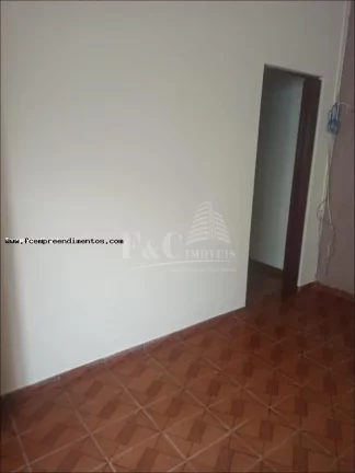 Imagem Casa para Venda em Limeira, Jardim Gustavo Picinini, 3 dormitórios, 1 banheiro, 2 vagas