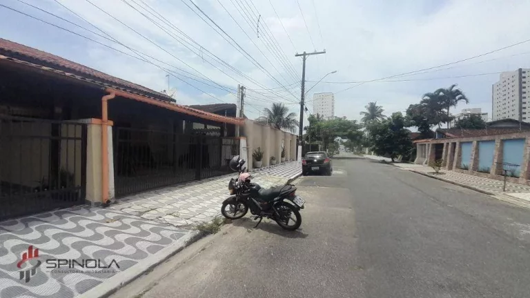 Imagem Sobrado com 3 dormitórios à venda, 161 m² por R$ 530.000,00 - Balneário Flórida - Praia Grande/SP
