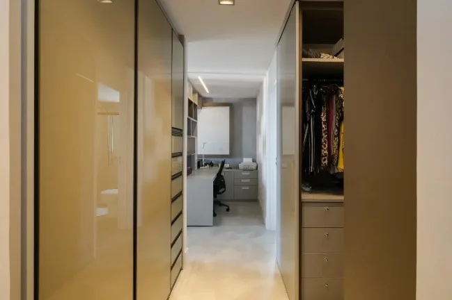 Imagem Apartamento 175M², 3Q, 3 Suítes, 4 Banheiros, 2 Vagas, Varanda, Academia, Piscina, Churrasqueira, Coworking, Deck Molhado, Brinquedoteca, Playground.