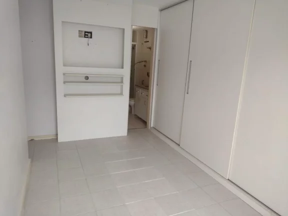 Imagem Casa Duplex para Venda em Rio de Janeiro, Anil, 3 dormitórios, 1 suíte, 4 banheiros, 1 vaga