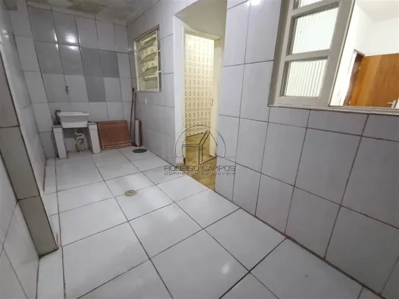 Imagem Casa Geminada 2 Quartos no Ocian, Praia Grande - Conforto e Segurança