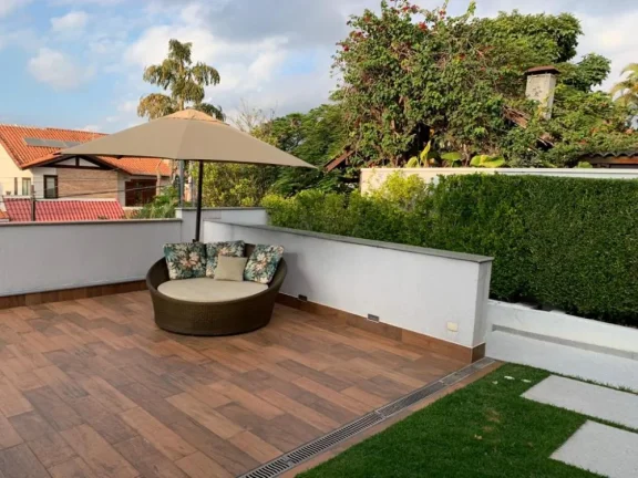 Imagem Casa em Alphaville - 300m²