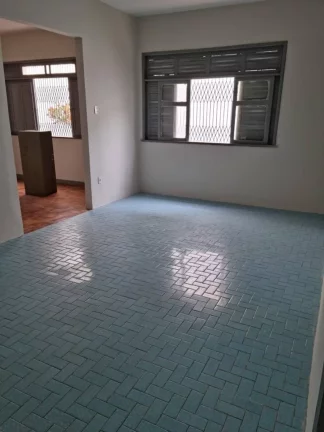 Imagem Casa no Cirurgia - Amplos Espaços e Localização Privilegiada!