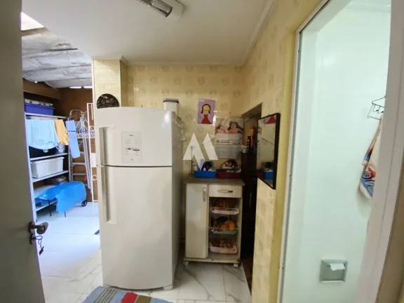 Imagem Sobrado com 3 dormitórios à venda em Santos