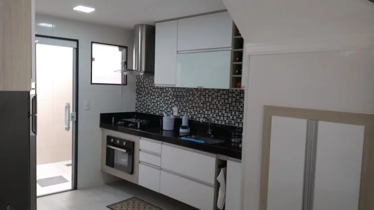 Imagem Impecável Novo Triplex Peró