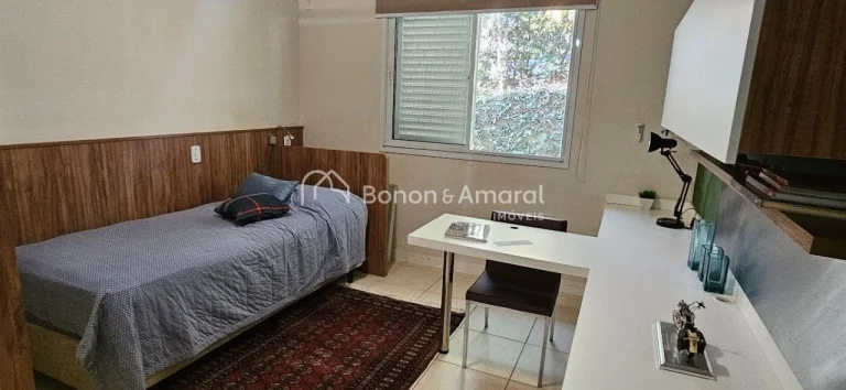 Imagem Linda casa à venda muito bem localizada dentro do condomínio Colinas do Ermitage, a casa conta em ...