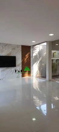 Imagem Casa para Venda em Iracemápolis, Parque Cesarino Borba, 3 dormitórios, 1 suíte, 3 banheiros, 2 vagas