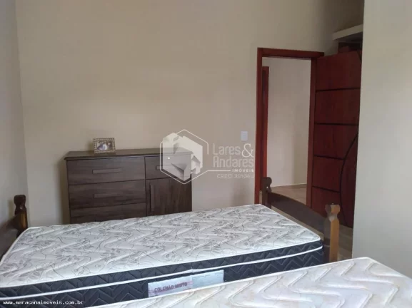 Imagem Chácara à Venda, Porteira Fechada, 500m², 5 Suítes, 10 Vagas, Piscina, Área Gourmet Estância Santa Helena-Jarinu, SP