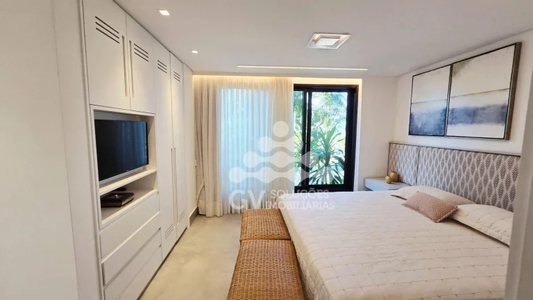 Imagem Casa com 6 quartos à venda, por R$ 11.500.000 - Condomínio Ponta das Toninhas - Ubatuba/SP