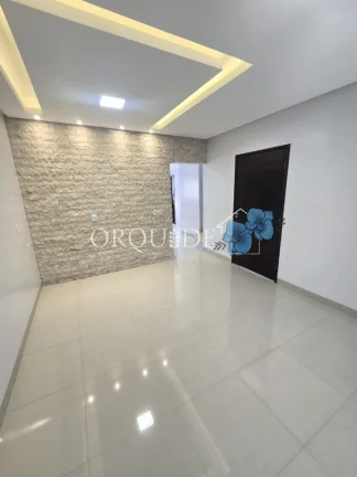 Imagem Oportunidade Imperdível: Casa à Venda em Rio Verde-GO, Primavera - 4 Quartos, 1 Suíte, 2 Salas, 4 Banheiros, 4 Vagas - 300m².
