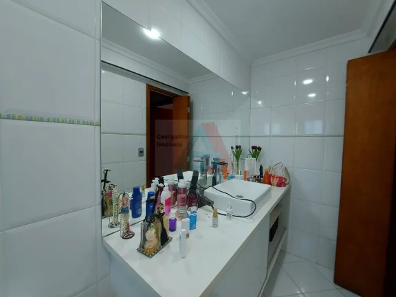 Imagem Apartamento com 3 dormitórios, 1 suíte com 2 vagas
