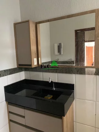 Imagem Casa para Venda em Limeira, Residencial Fênix, 2 dormitórios, 1 suíte, 1 banheiro, 2 vagas