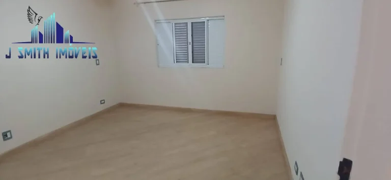 Imagem CASA 3 SUÍTES, QUINTAL COM CHURRASQUEIRA. CONDOMÍNIO CLUBE.