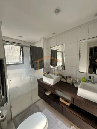 Imagem Apartamento alto padrão!! Todo mobiliado!
4 dormitórios, sendo 2 suítes, closet, sala ampla, saca...