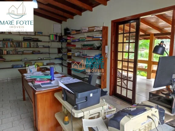 Imagem ÓTIMA CASA COM 05 QUARTOS SENDO 03 SUITES - OPORTUNIDADE.