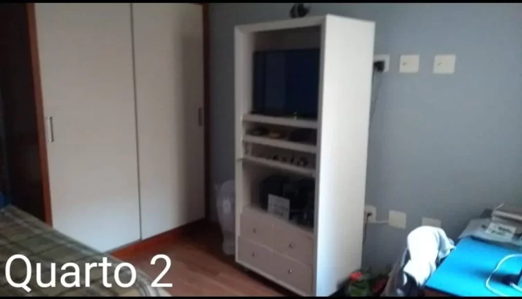 Imagem Sobrado maravilhoso com 146m ² 3 Dormitórios e 2 Vagas Estuda Permuta