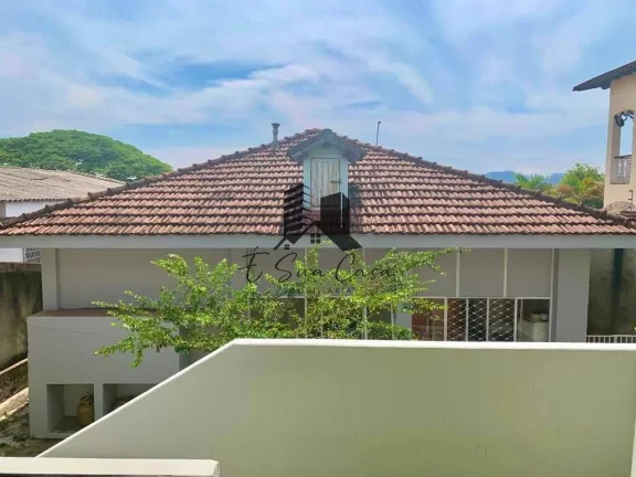 Imagem Casa de quatro quartos no bairro Santa Maria