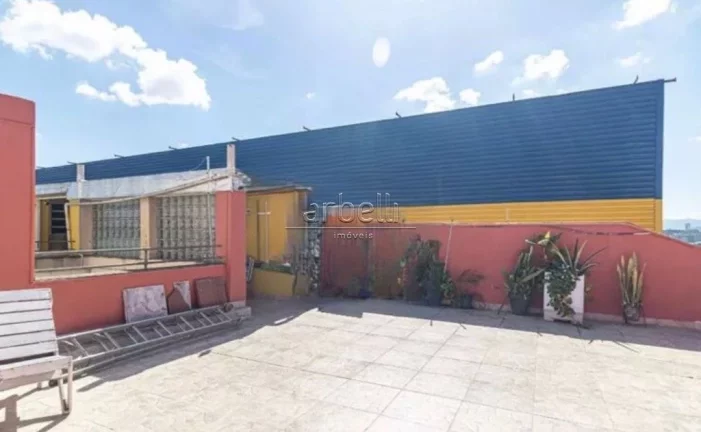 Imagem Apartamento com 70M², 2 dormitórios, cozinha, área de serviços, sala e 1 banheiro. Apartamento c...