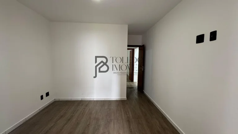 Imagem Apartamento 02 dormitórios, sendo 01 suíte, sala para dois ambientes - Canto do forte