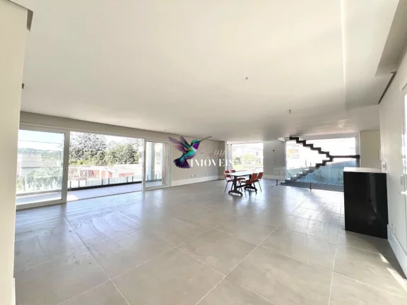 Imagem Condomínio Lombardia - Casa à venda no bairro Vila Nova - Porto Alegre/RS