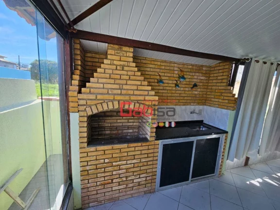 Imagem Casa com 3 dormitórios à venda, 128 m² por R$ 500.000,00 - Guriri - Cabo Frio/RJ