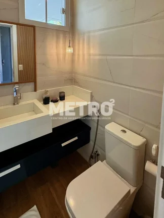 Imagem Casa à venda no Aplhaville com 4 suítes, sendo dois com banheira