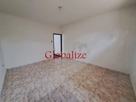 Imagem Casa à venda com 154m², 2 quartos, quintal, vaga para 3 carros por R$645.000,00 no Marapé em Santos