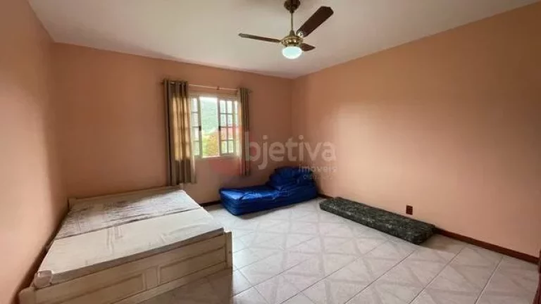 Imagem Belíssima casa em condomínio com 2 quartos a venda - Ogiva - Cabo Frio