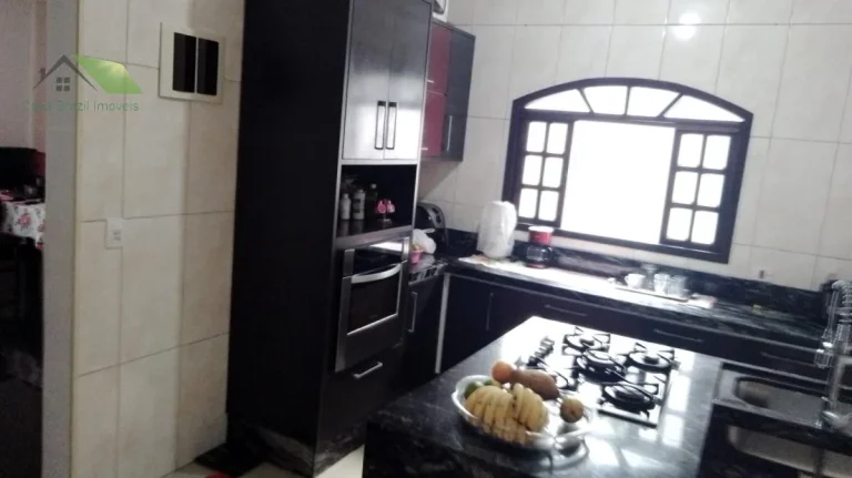 Imagem Sobrado à venda em Mogi das Cruzes, Vila Rei, com 4 quartos, 123,00m2