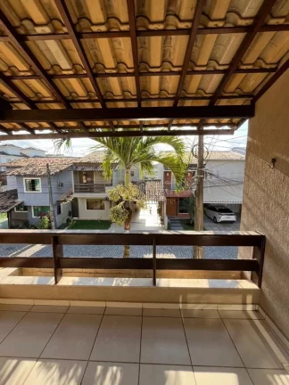 Imagem Casa à venda em Macaé-RJ, bairro Cancela Preta! 3 quartos, 1 suíte, 4 banheiros, 3 vagas, 233m². Venha conferir!