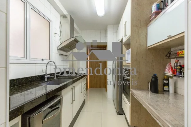 Imagem Excelente apartamento de 93m², localizado em Pinheiros com 2 quartos ( 1 suíte ) e 2 vagas..