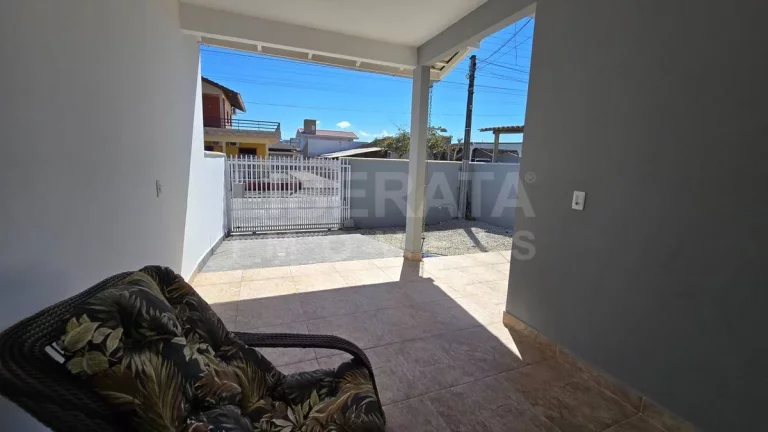 Imagem Casa a venda na Meia Praia, Navegantes, SC