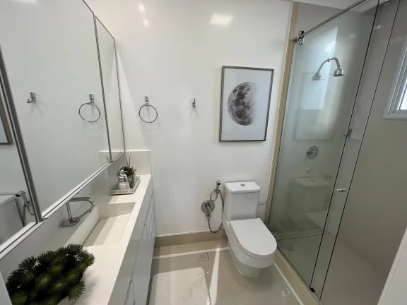 Imagem Apartamento com 4 dormitórios à venda sendo 4 suítes, 313.0 m² por - R$ 28.000.000,00 - Centro - Bal. Camboriú/SC