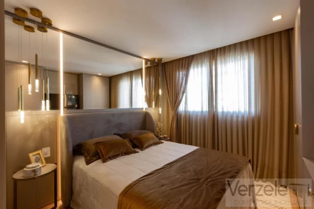 Imagem Apartamento 4 ou + dormitórios para Venda em Balneário Camboriú / SC no bairro Centro