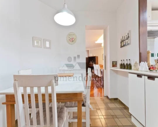 Imagem Perdizes apartamento com 3 suítes e 3 vagas, próximo ao parque Água Branca.