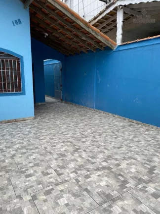 Imagem Casa Geminada 2 Dorms com Suíte, Churrasqueira e 130m² – Maracanã