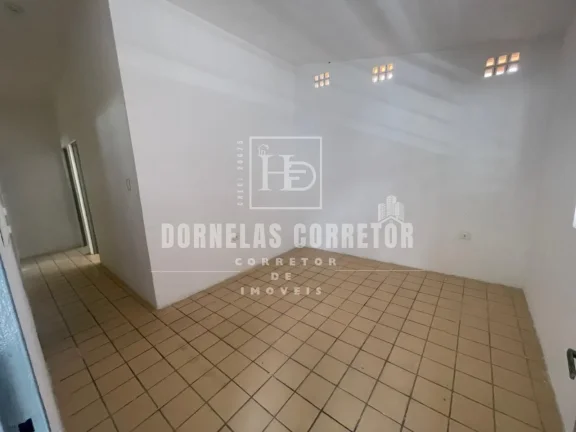 Imagem CASA COM 3 QUARTOS, SALA AMPLA E ACEITA FINANCIAMENTO!