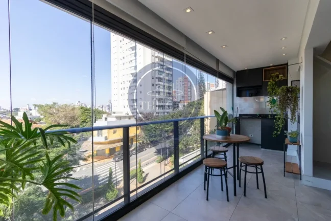 Imagem Imperdível oportunidade de apartamento à venda na Vila Mariana, São Paulo-SP: 2 quartos, 1 suíte, 2 salas, 2 banheiros, 2 vagas, 63m².