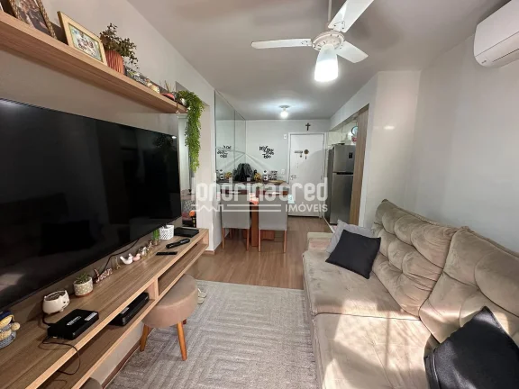 Imagem Apartamento à venda no Alameda Europa, todo planejado, com 2 quartos, sacada com skin glass e lazer completo no condomínio.